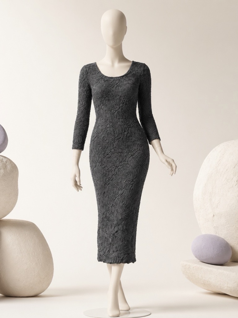 Black Rose-Textured Long Sleeve Bodycon Dress w/ exposed back zipper small